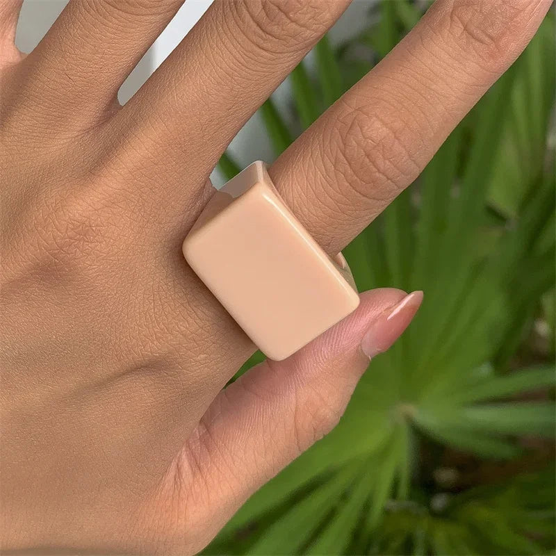 Classic Trend Color Acrylic Ring Ring Fashion Simple Geometric Square Wide Edge Resin Ring Jewelry Wedding Gift Creative Fashion