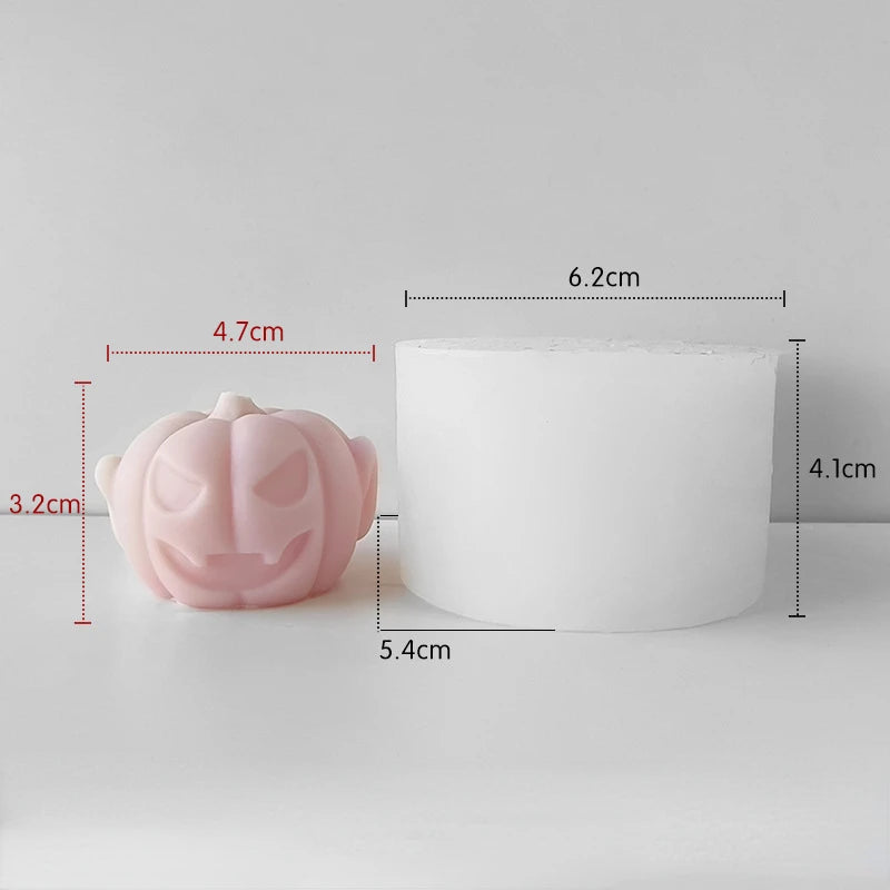 3D Smiling Pumpkin Silicone Candle Mold Halloween Pumpkin Skull Soap Gypsum Crafts Resin Mould Halloween Gift Making Tool