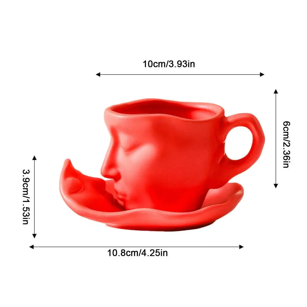 Creative Face Shape Porcelain Cup and Saucer Ceramics Tea Cup Artistic Kiss Ceramic Coffee Cups Office Cup Wedding Gifts