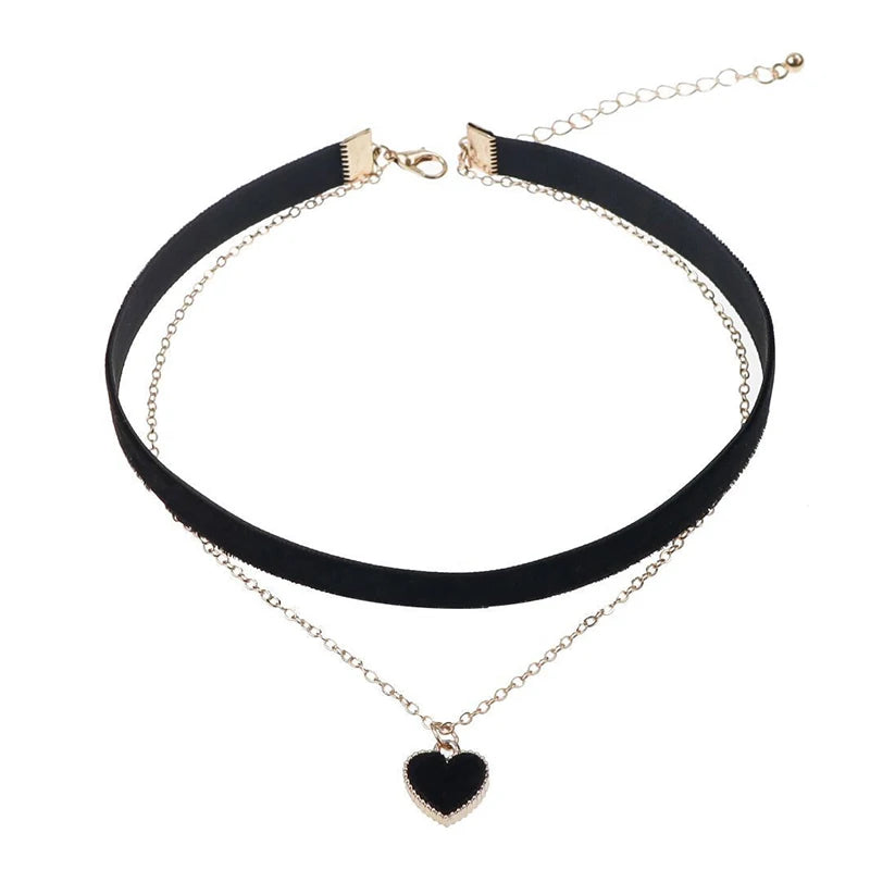 Classic Velvet Choker Necklace Heart Pendant Necklaces For Women Fashion Sweet Personality Pendant Jewelry Valentine's Gift