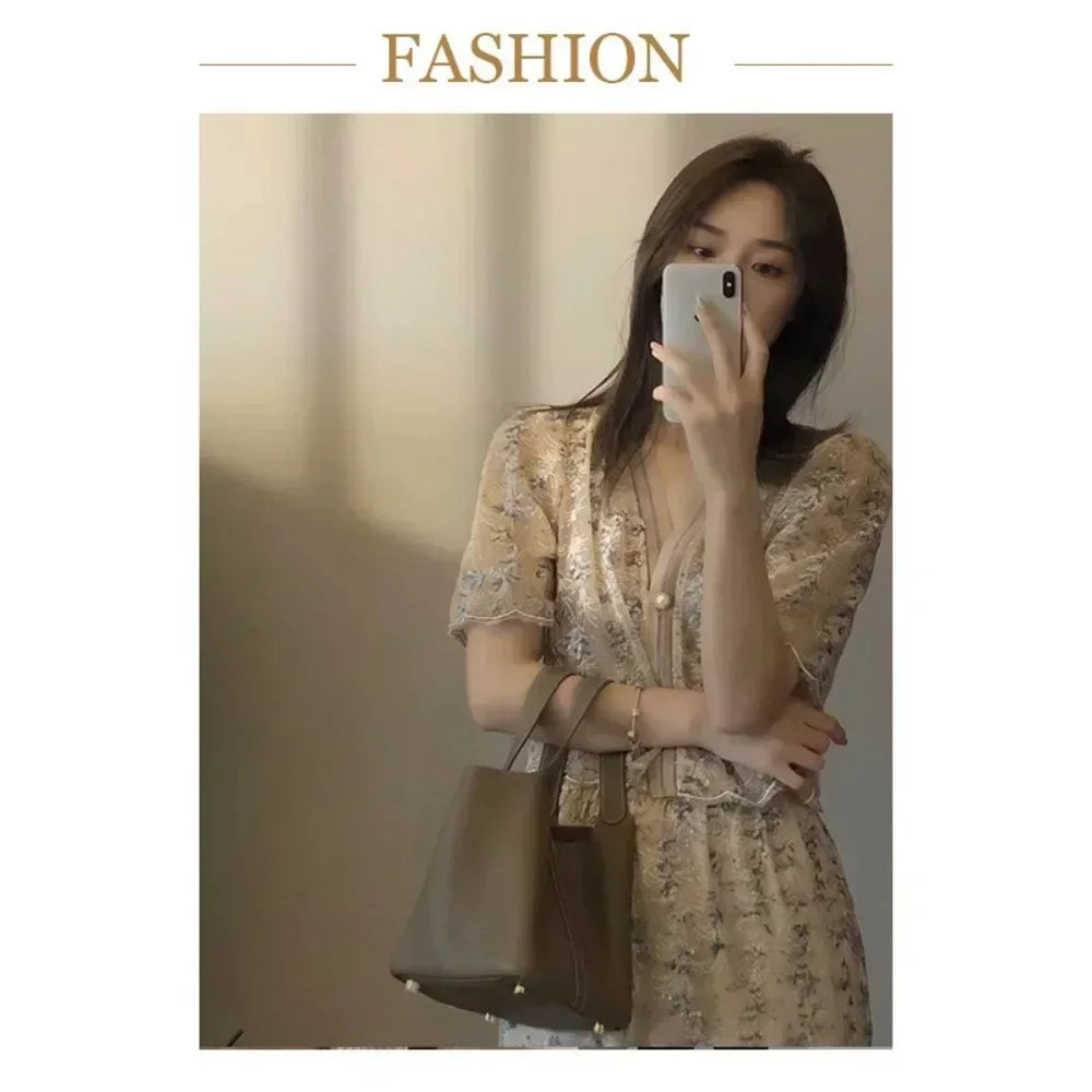 Classic bucket bag, fashionable handbag, built-in makeup bag, trendy and versatile new women's bag, commuting bag