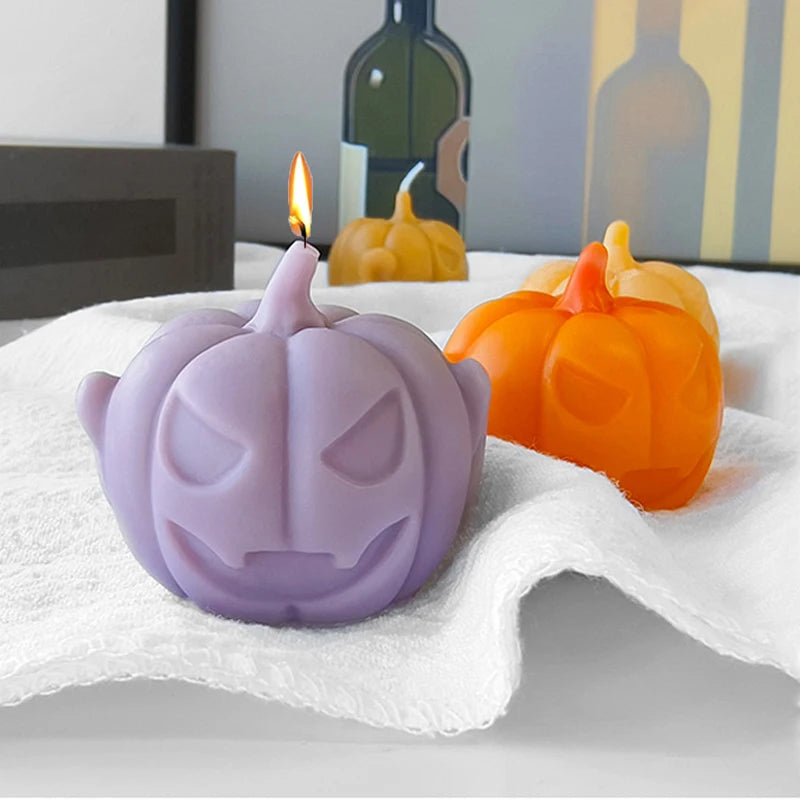3D Smiling Pumpkin Silicone Candle Mold Halloween Pumpkin Skull Soap Gypsum Crafts Resin Mould Halloween Gift Making Tool