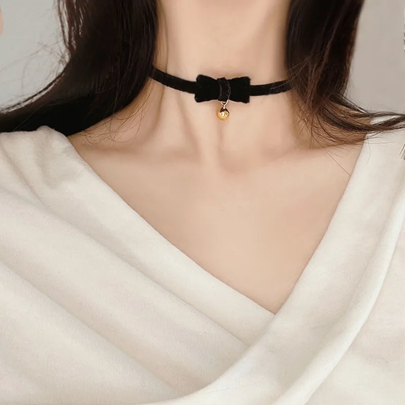 Black Choker Necklace For Women Elegant Lace Velvet Stretch Chain Gothic Flower Short Clavicle Neck Cord Aesthetic Jewelry Gift