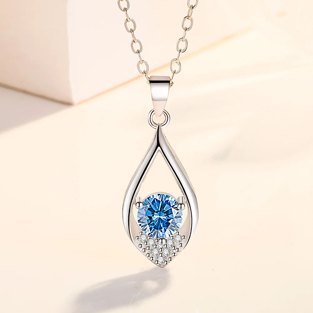 Women's Necklace 925 sterling silver Glowing Firefly Moon Heart Pendant necklace Fashion Day Valentine's Day jewelry gift