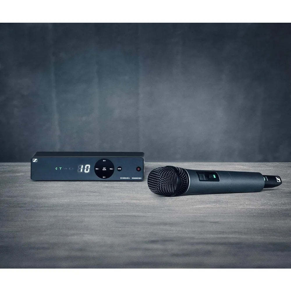 Pro Audio XSW 1-825-A Vocal Wireless Microphone, A Range 548-572 MHz, Black, medium Fast shipping Free  delivery