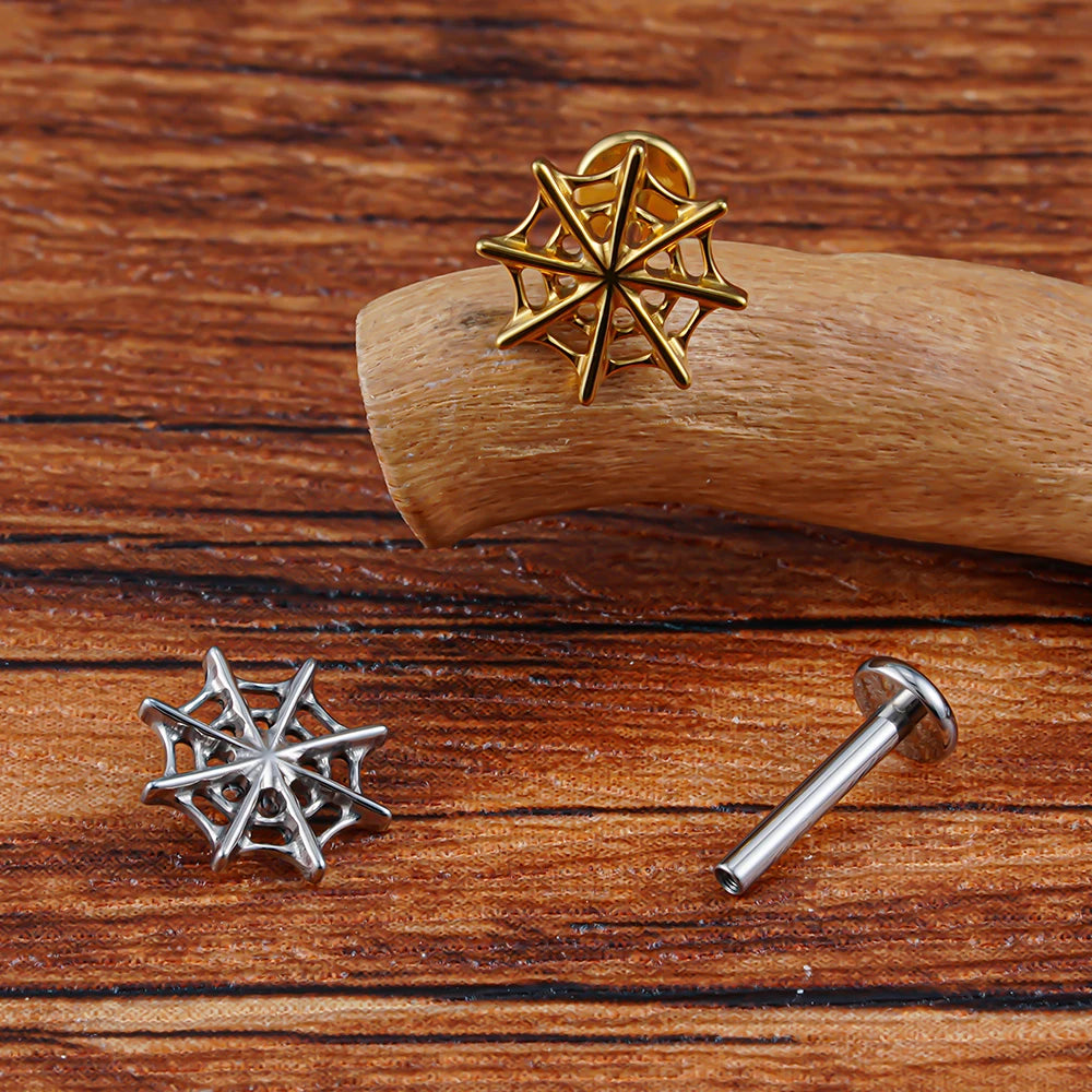 Right Grand ASTM F136 Titanium 16G Spider Web Stud Earring Cartilage Tragus Helix Conch Ear Lobe Flat Piercing Halloween Jewelry