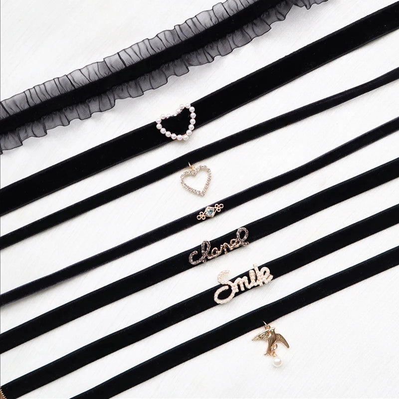 Black Choker Necklace For Women Elegant Lace Velvet Stretch Chain Gothic Flower Short Clavicle Neck Cord Aesthetic Jewelry Gift