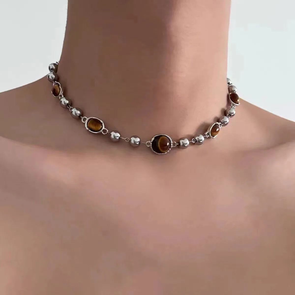2024 New Vintage Necklace Double-Deck Pearl Tiger-Eye Luxury Court Style Unisex Choker for Women Men Couple Jewelry